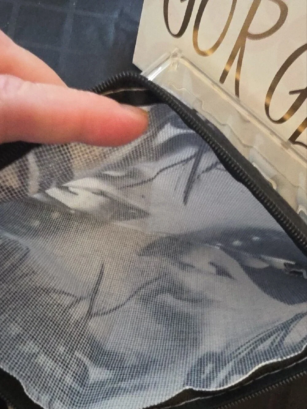 Black & White Graphic Zip Pouch - Women Make Up Bag